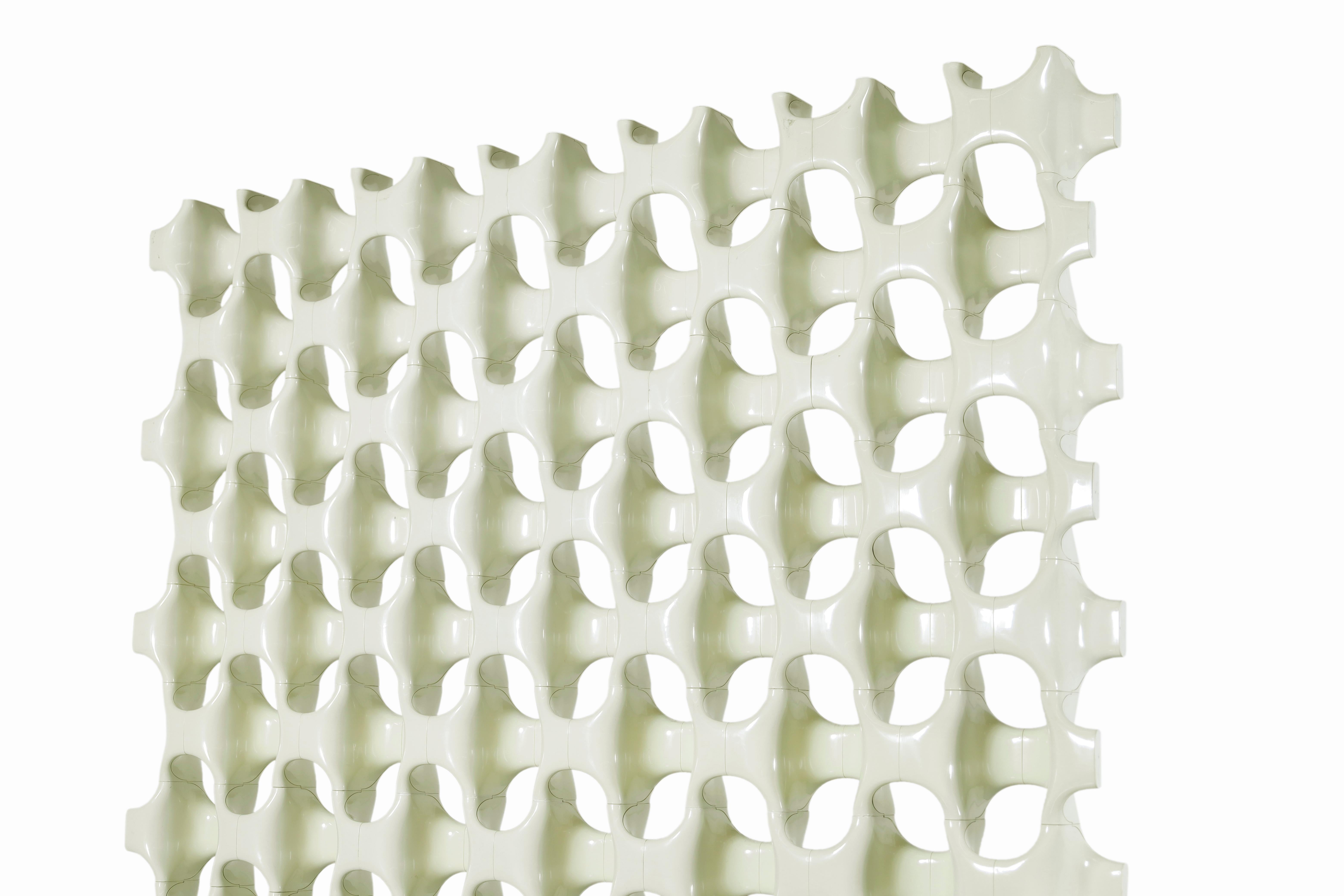 Architektonischer freistehender Raumteiler „Sculpta-Grille“ von Richard Harvey im Angebot 3