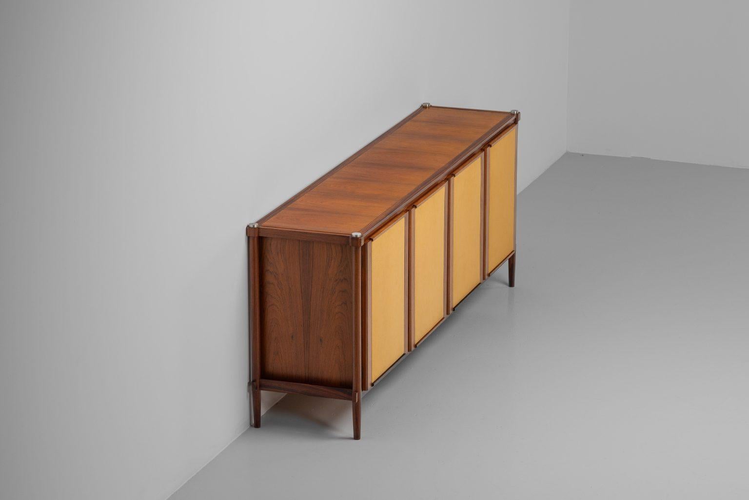Architektonisches Sideboard mit Alcantara-Türen, Italien, 1950 im Angebot 8