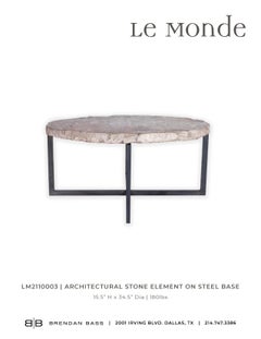 Couchtisch mit architektonischem Steinelement auf Stahlsockel im Angebot  bei 1stDibs