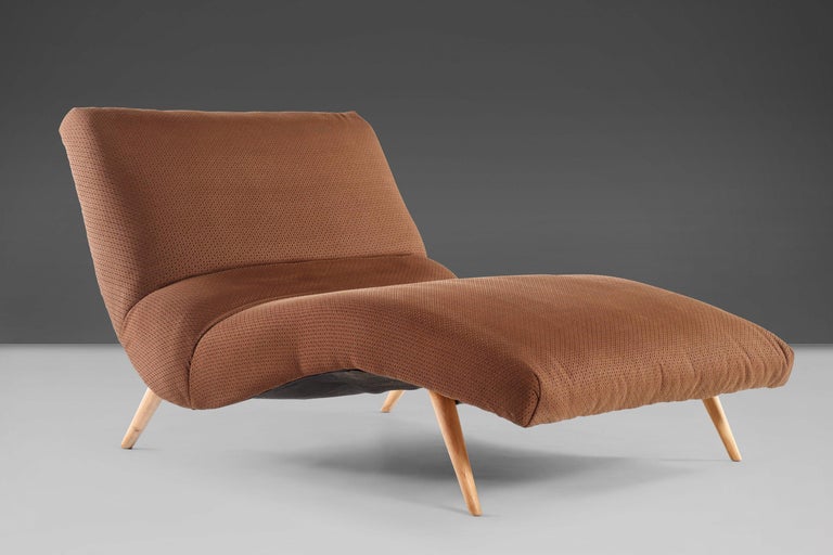 Mid-Century Modern Architectural Wave Chaise Lounge Chair by Lawrence Peabody for Selig, c. 1960s For Sale