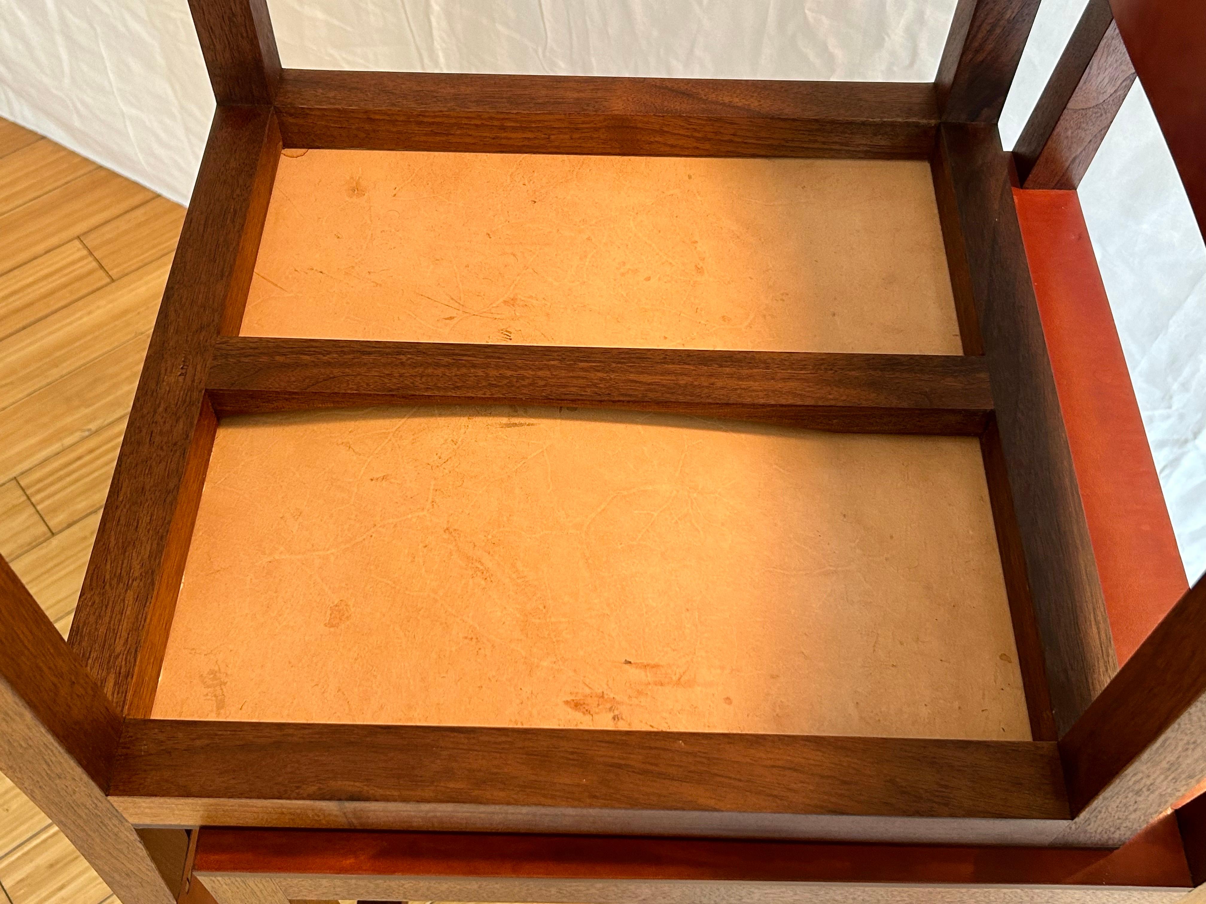 Architektonische Thekenhocker aus Holz und Leder BDDW 2005 im Angebot 11
