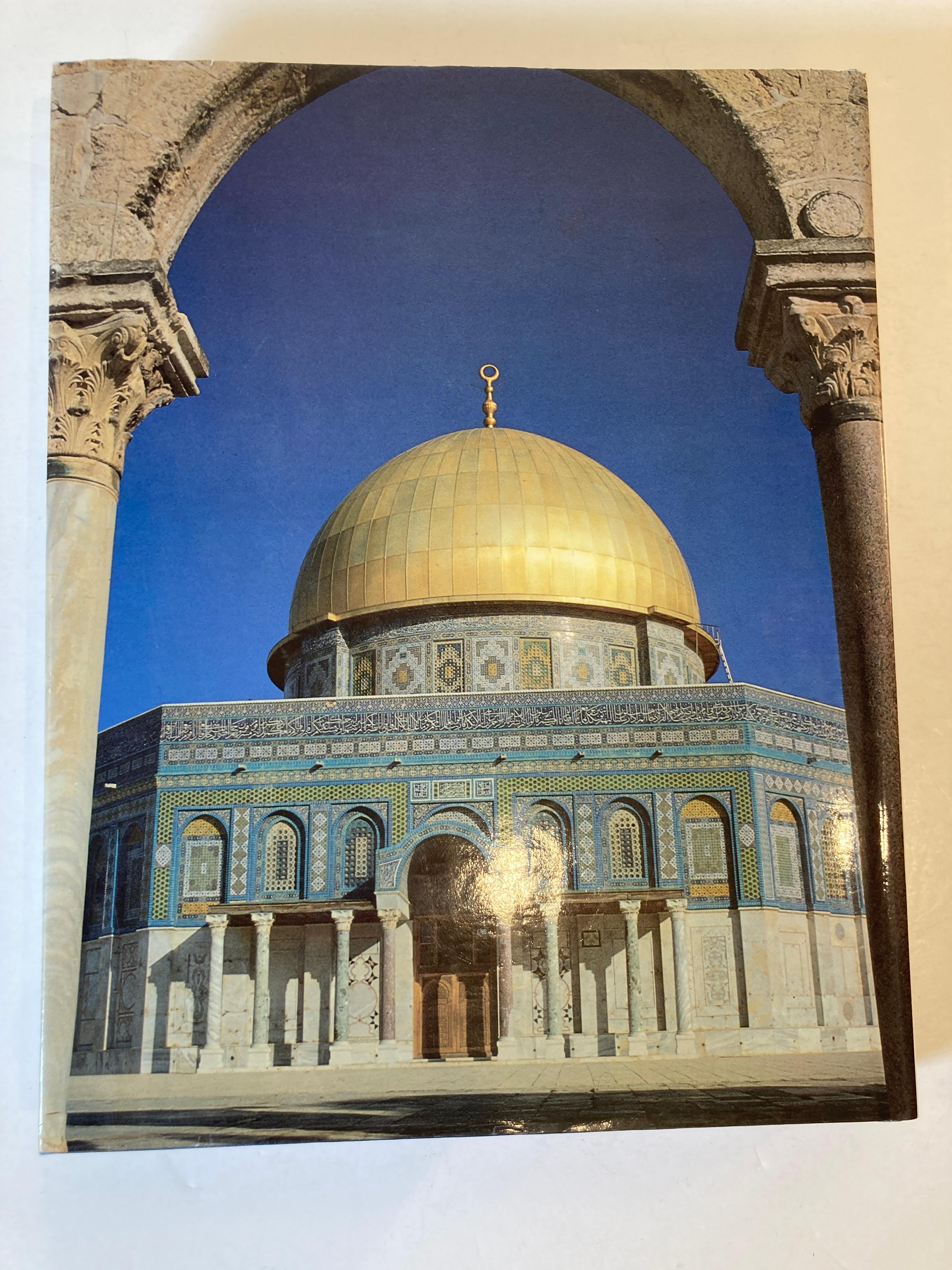 20th Century Architecture de L'islam de L'atlantique au Gange by Henri Stierlin, 1979 Book For Sale