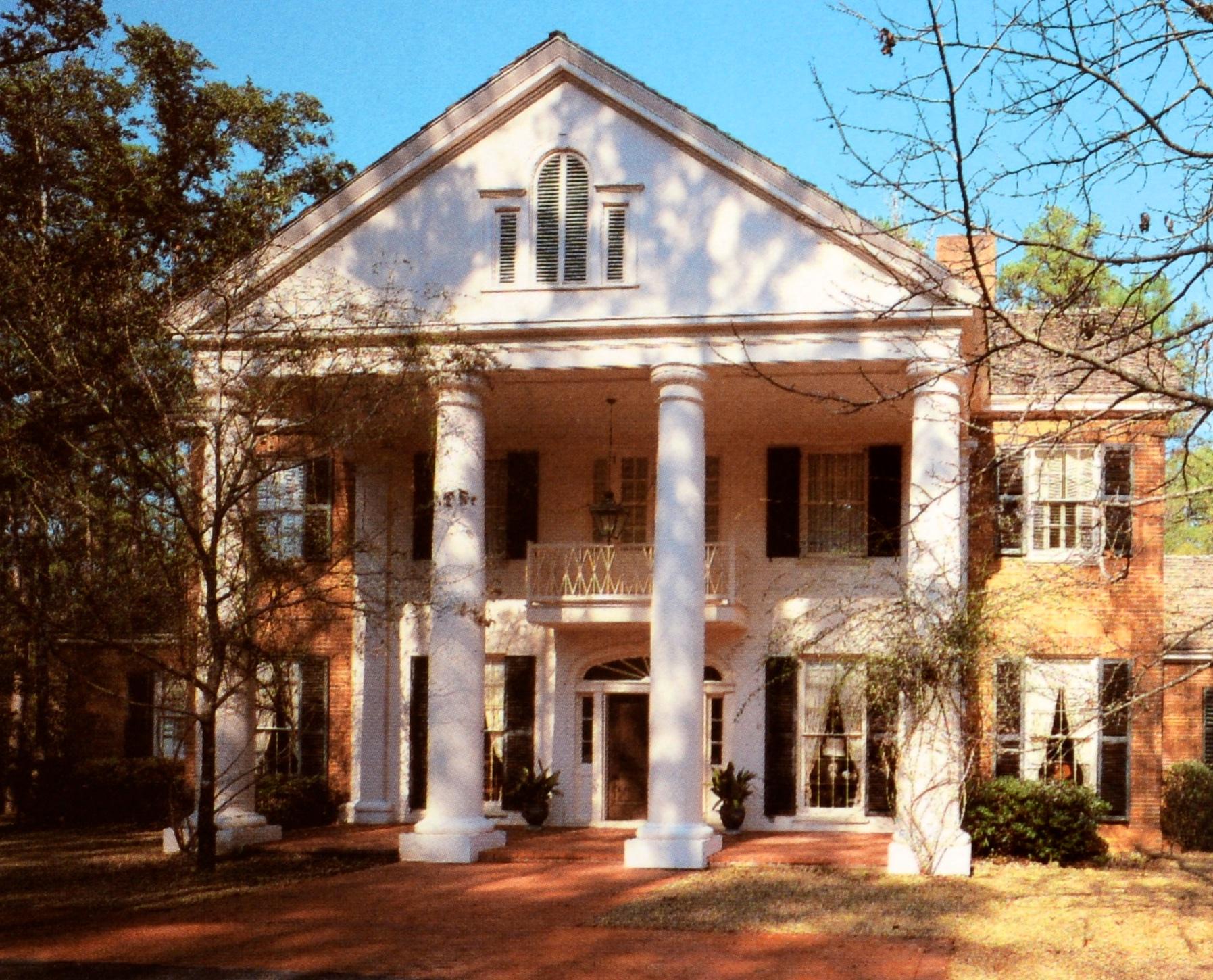 Architecture of William McCall, Jr., Designer in the Classical Tradition For Sale 4