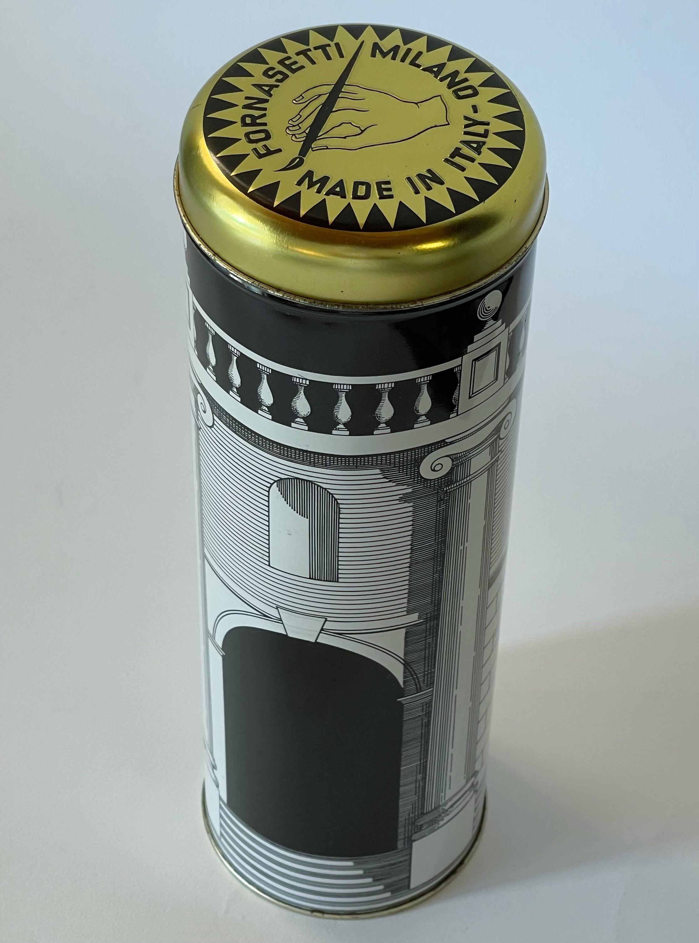 italien Fornasetti Architecture Tine en vente