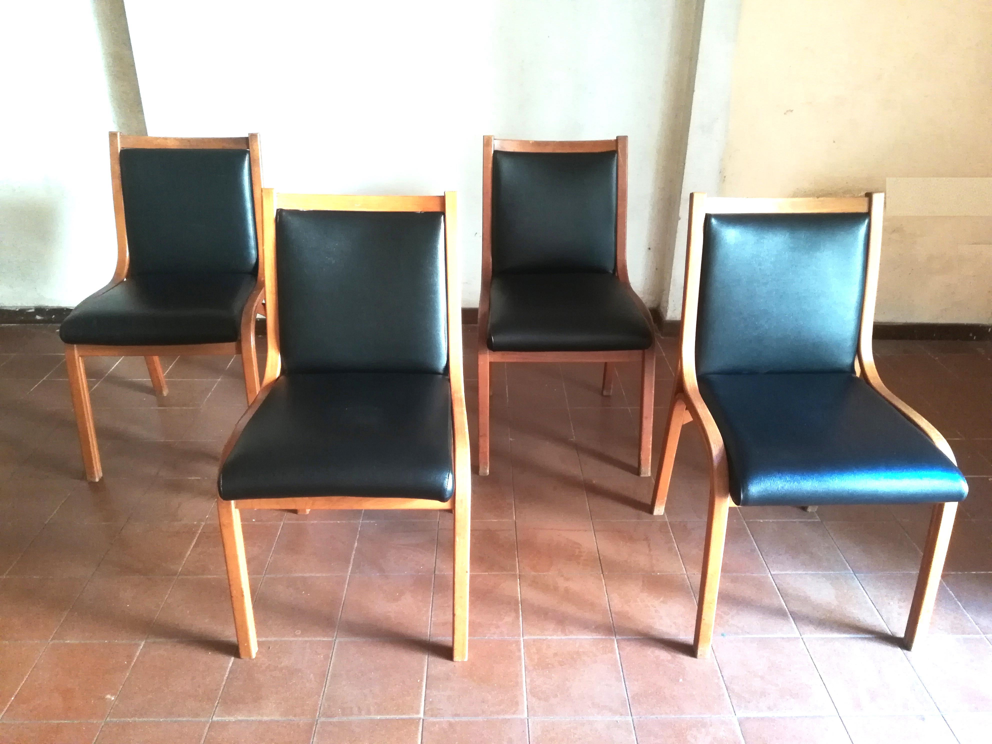 Architetti Associati Set of Four Bentwood Black 'Cavour' Dining Chairs, 1960s For Sale 2