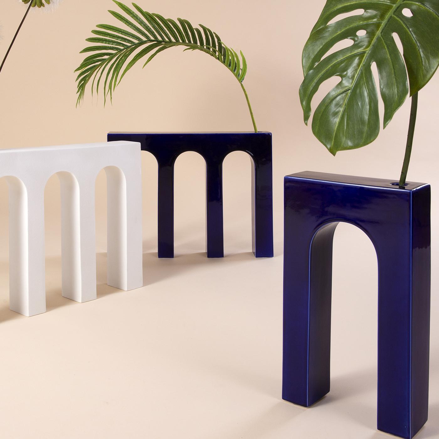 Modern Architetture Domestiche Blue Ceramic Vase #1