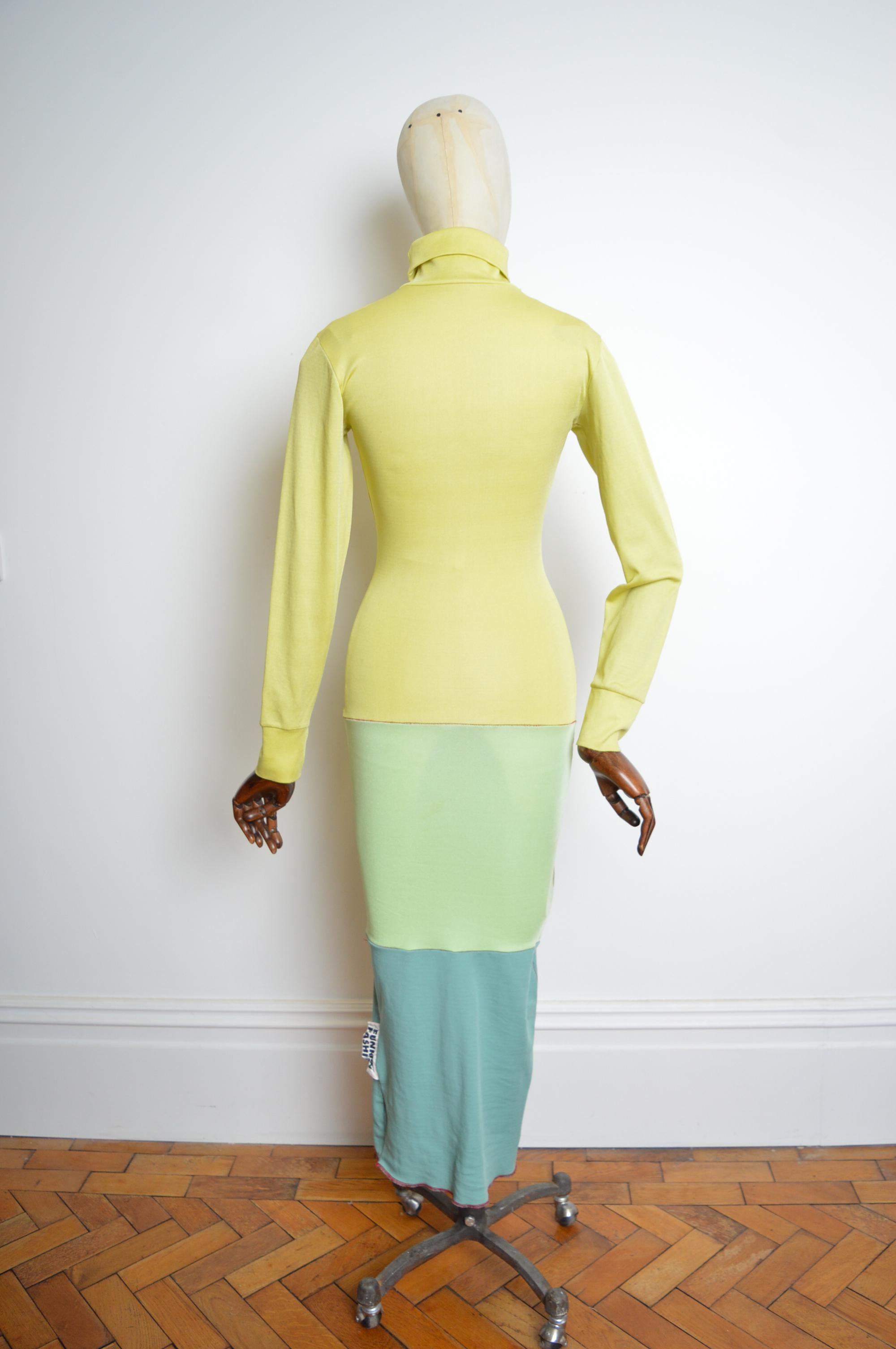 Archival 1990s Xuly Bët Recycled Polyester Avant Guard long Tec Dress (Green) For Sale 4