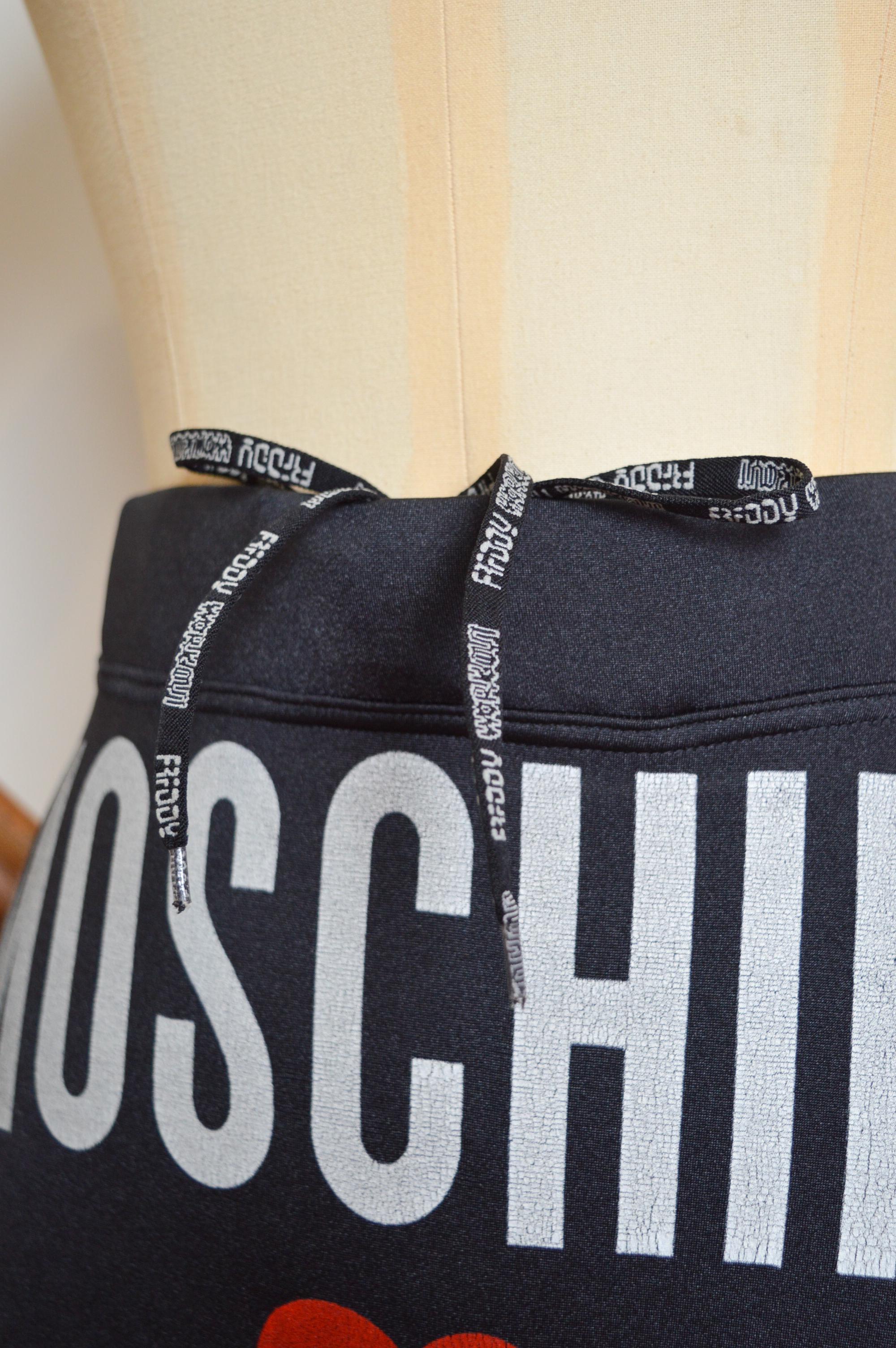 Archival Loud Moschino 1990s Black Novelty Heart Crotch UNISEX Cycling Shorts For Sale 3