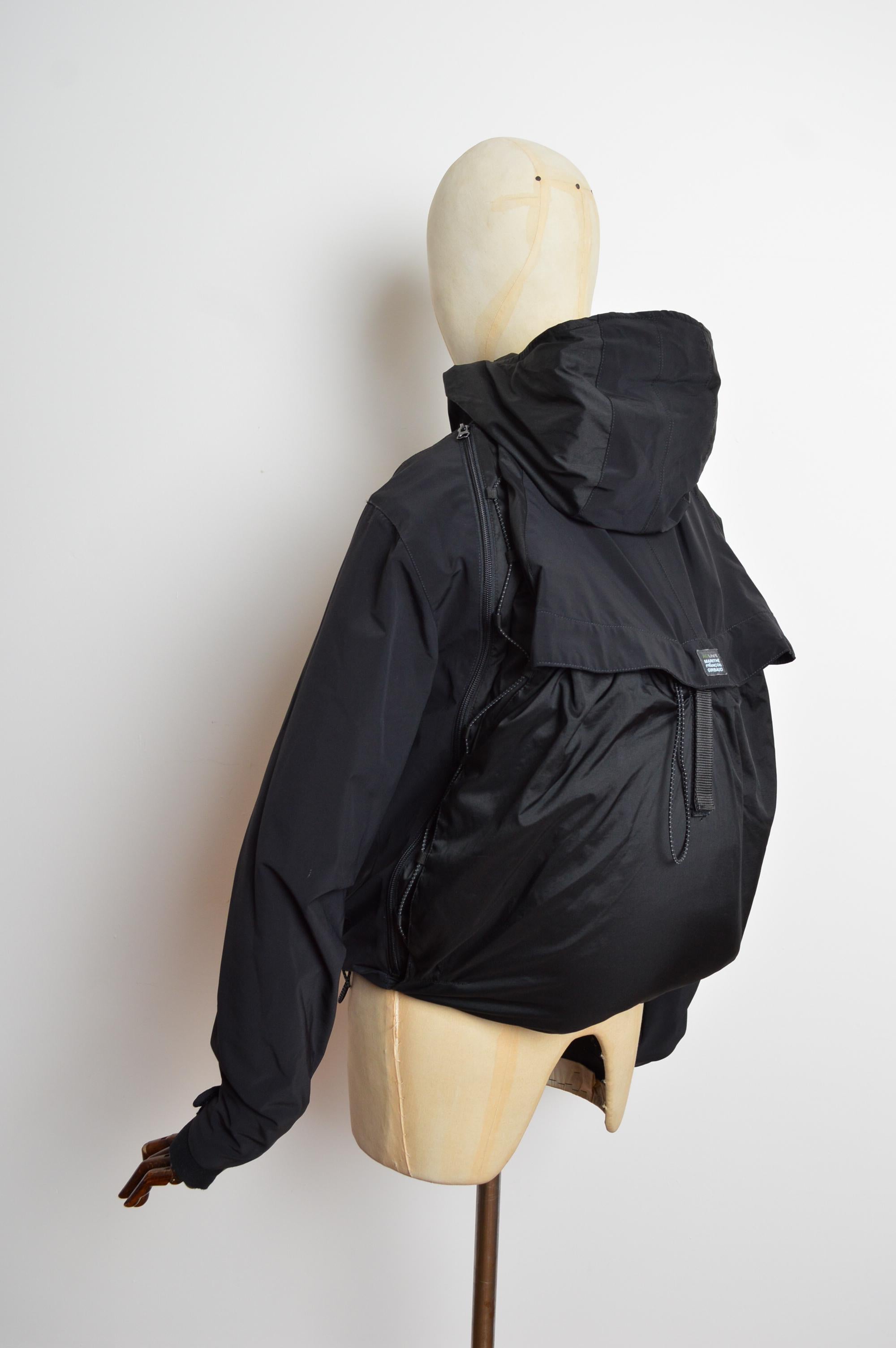 Archival Marithé François Girbaud Technical Backpack Cagoule Nylon Black Jacket en venta 7