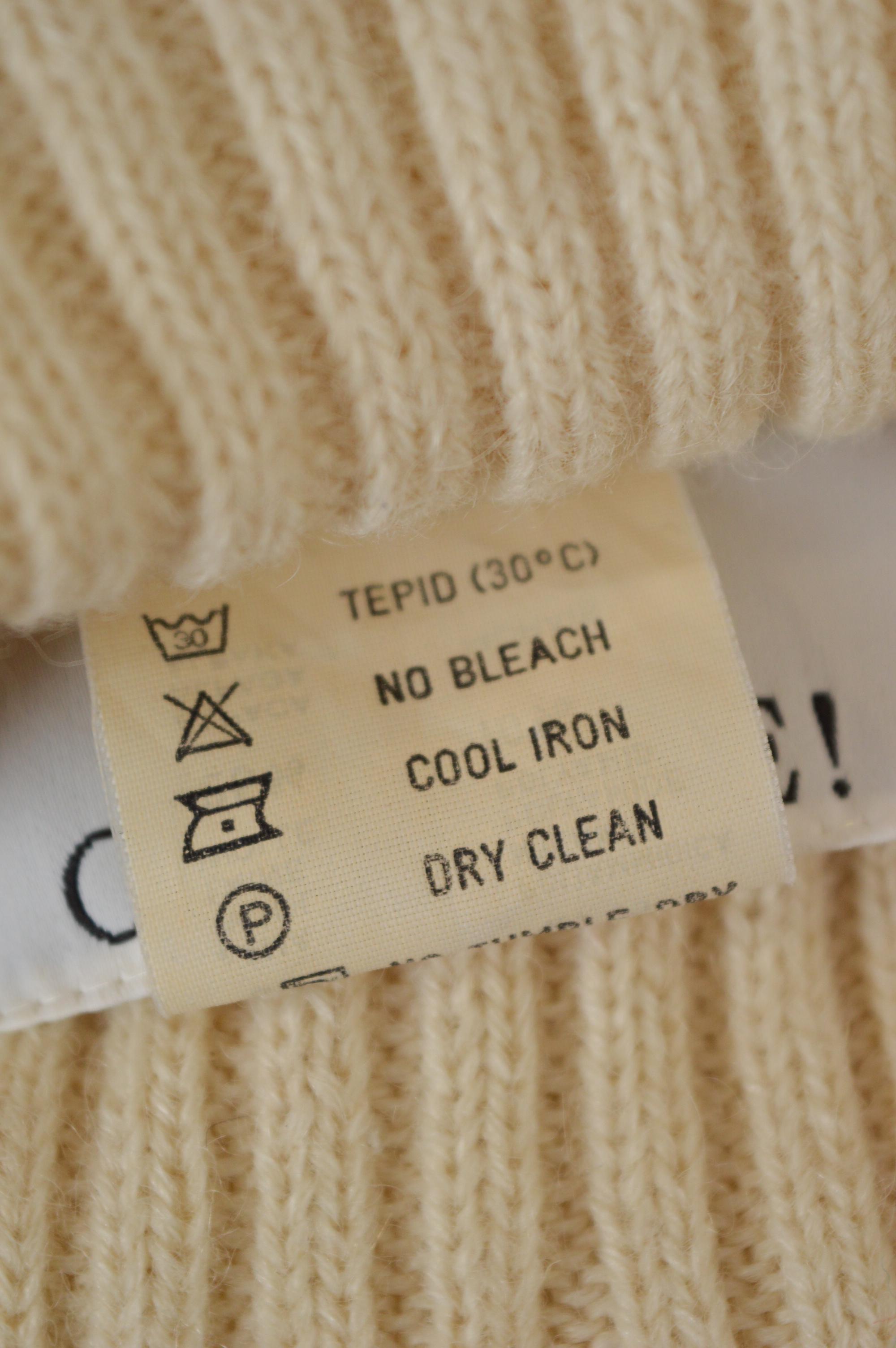 Archival Moschino Couture 90s Runway Teddy Bear Knit Fun Vintage Novelty Sweater For Sale 12