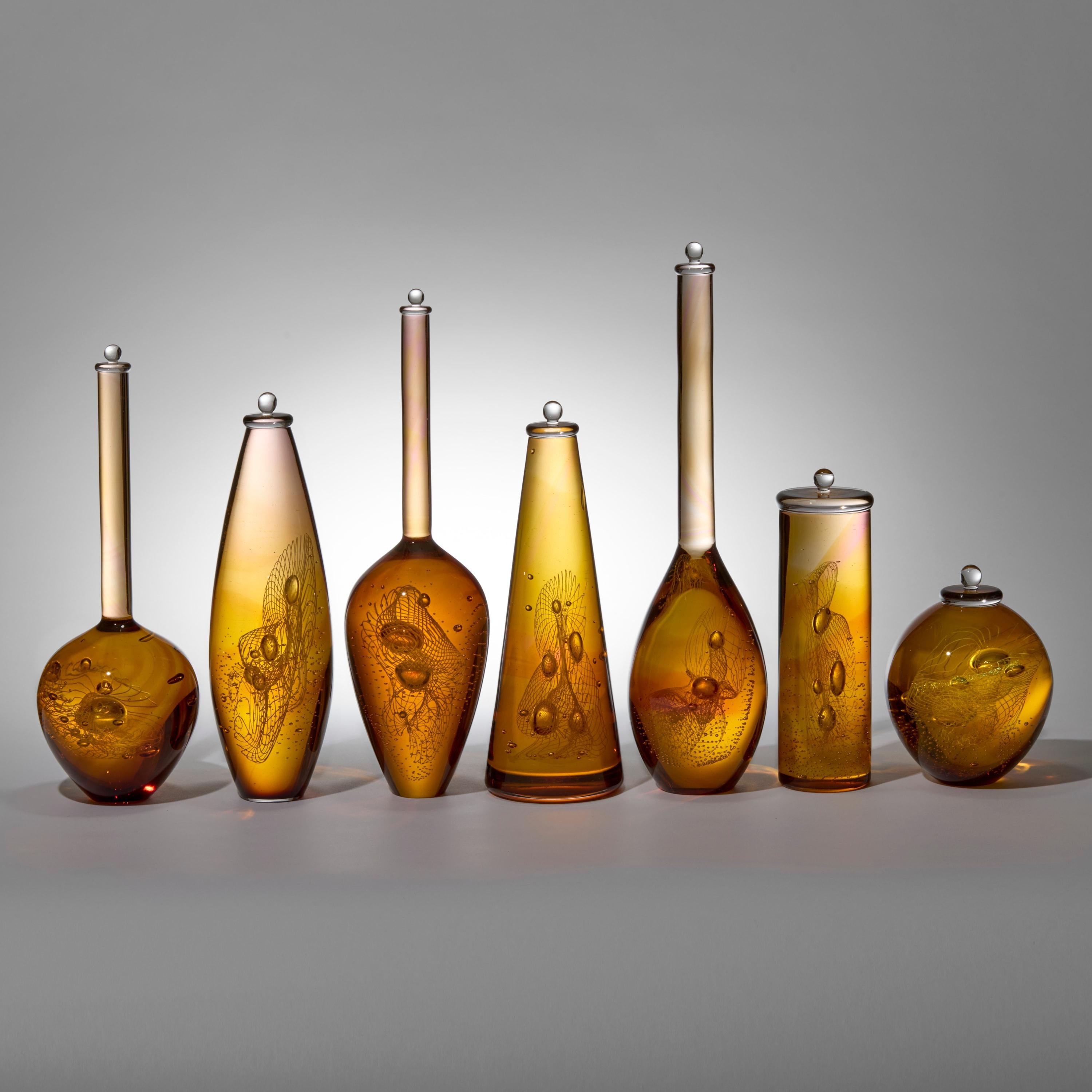 Organico moderno Archive of Materials of Unknown Origin, an amber glass artwork by Louis Thompson in vendita