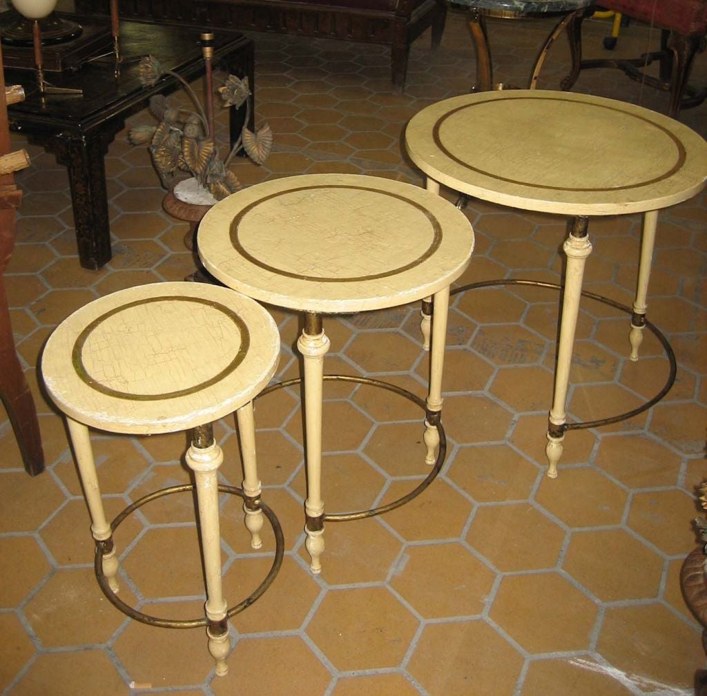#3949 Group of Three Round Nesting Tables