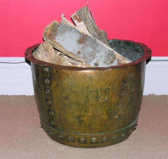 Late 18th c. Large-scale Rivetted Copper Kettle