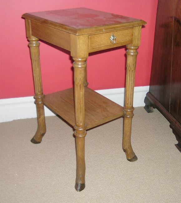 Hoof foot side table