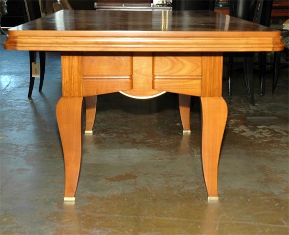 French Sycamore Dining Table in the Manner of Jules Leleu For Sale 3