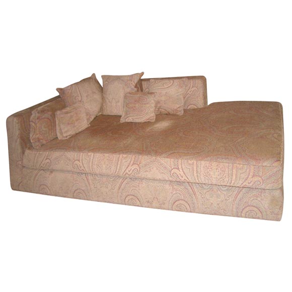 Custom Made Bed Pillows | custom made day bed with six pillows at 1stdibs Custom Made Bed Pillows | custom made day bed with six pillows at 1stdibs