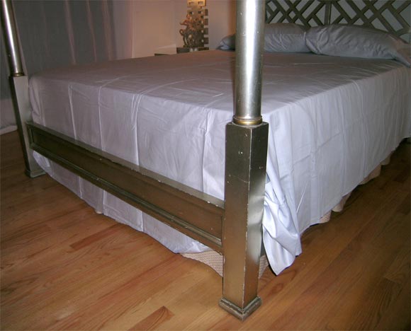 ELEGANT LEAFED  QUEEN  SIZE CANOPY BED 1