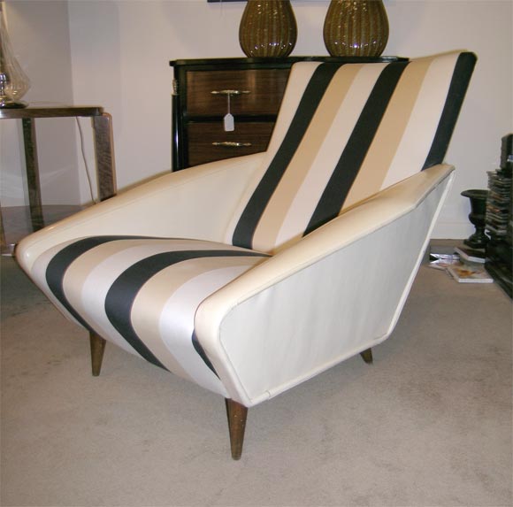 Italian An exceptional Distex Lounge Chair  by Gio Ponti