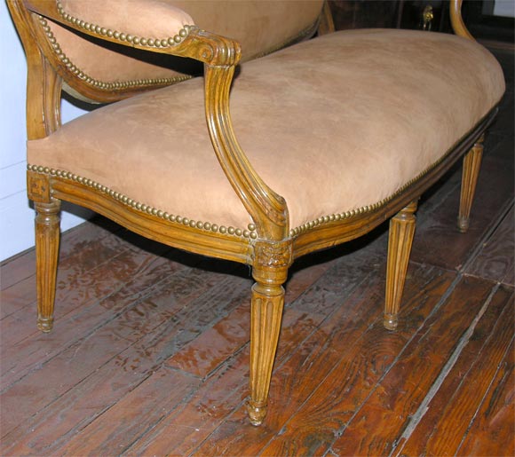 18th Century and Earlier Swedish Louis XVI Walnut Settee For Sale