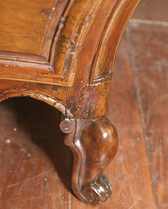 Noce XVIII sec. Commode in noce in vendita