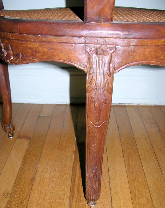 Louis XV Beechwood Fauteuil de Bureau (Desk Chair) For Sale 1