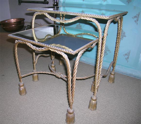 Set of Two Nesting Tables