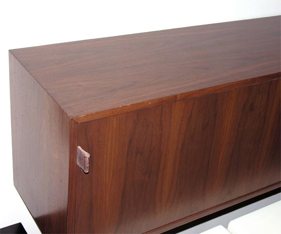 Florence Knoll Wall Hanging Credenza In Excellent Condition In Hudson, NY
