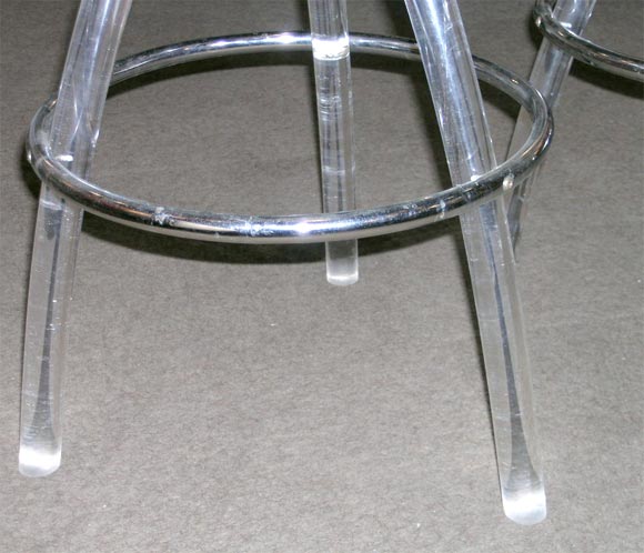 Late 20th Century Set of 7 Bar Stools in Molded Acrylic with Chrome Accents
