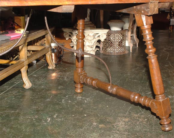 Polished 18th Century Spanish Walnut Table For Sale