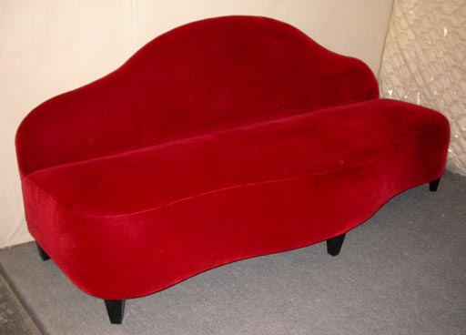 luscious "lip" style sofa