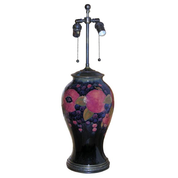 Single Moorcroft table lamp