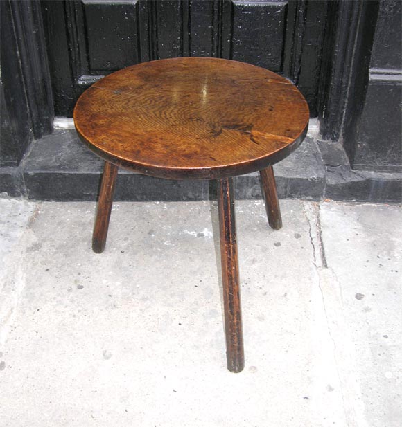 18th c. Welsh Cheese Top Oak Cricket Table