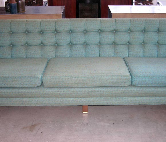 Edward Wormley for dunbar tufted sofa In Excellent Condition In New York, NY
