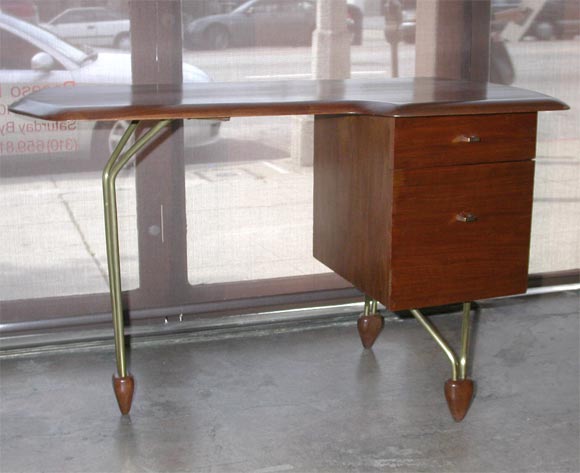 Stanley young Desk