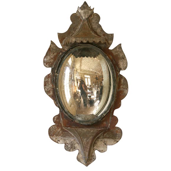 Tole convex mirror