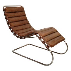 Mies van der Rohe Chaise Longue