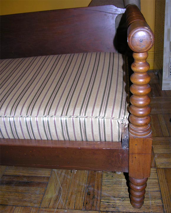 19th Century American Hired-Hands Bed For Sale 5