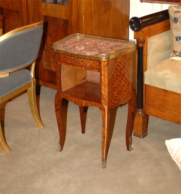 PAIR OF BEDSIDE TABLES