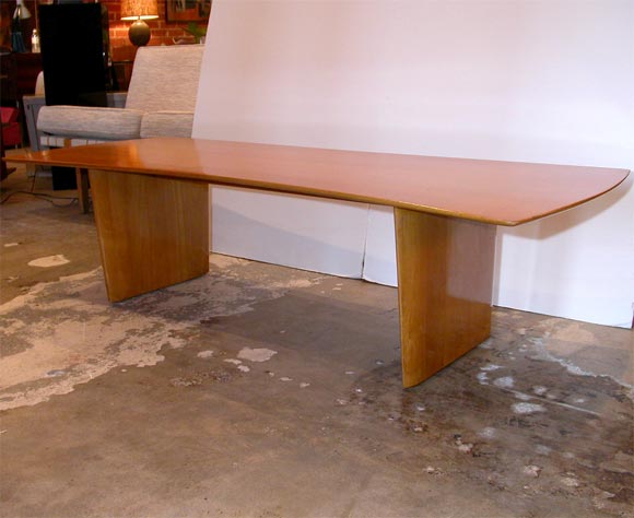 Mahogany coffee table by T H Robsjohn-Gibbings
