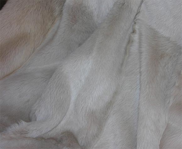 Throw, shearling  fur throw In Excellent Condition In New York, NY