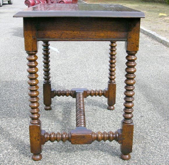 Bobbin Side Table In Good Condition For Sale In Bridgehampton, NY