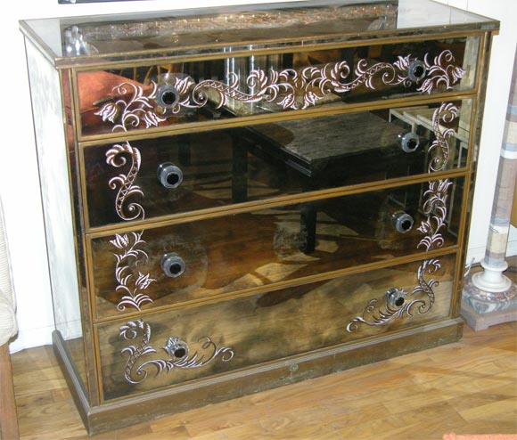 Mirrored verre eglomise set of drawers