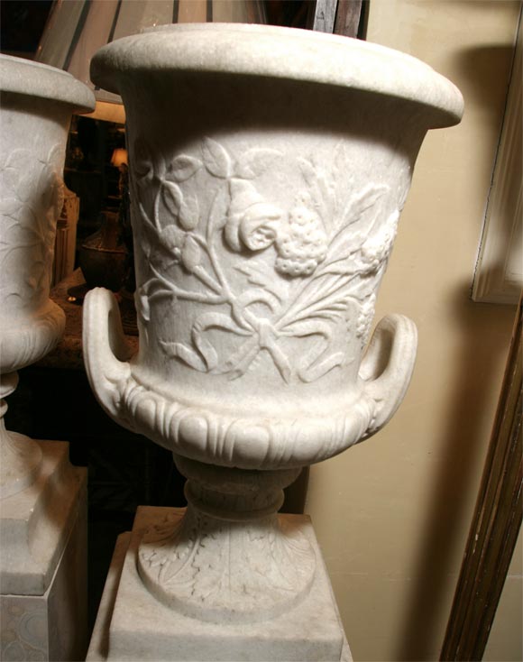 French Pair of White Granite Urns on Faux Marble Pedestals For Sale