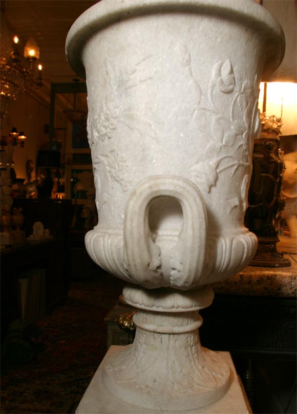 Pair of White Granite Urns on Faux Marble Pedestals For Sale 2
