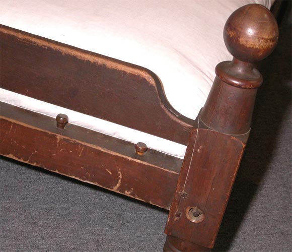 19THC HIRED HANDS BED/DAYBED 1
