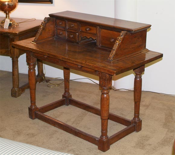 Italian baroque walnut desk
