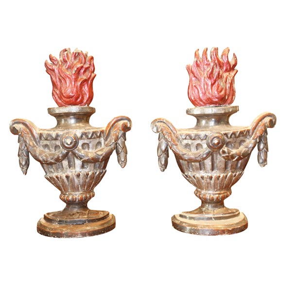 Pair of Italian Giltwood and Polychrome Flaming Urns For Sale
