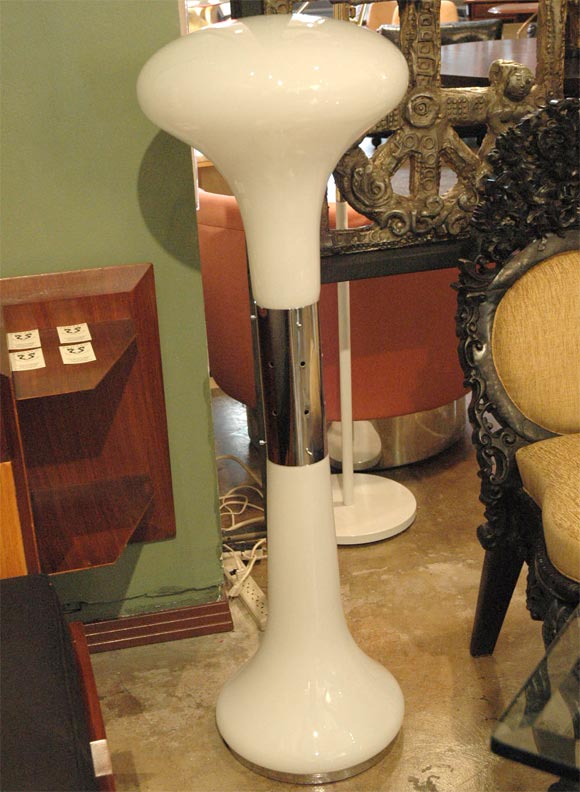 MODERN MURANO GLASS FLOOR LAMP BY ALDO NASON In Excellent Condition In Los Angeles, CA