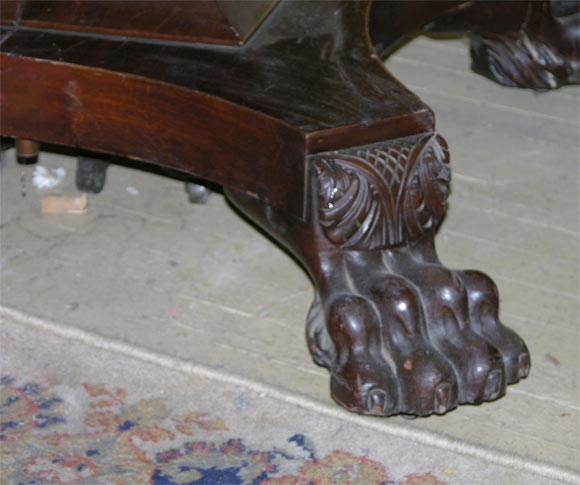 American Antique Mahogany Dining Table