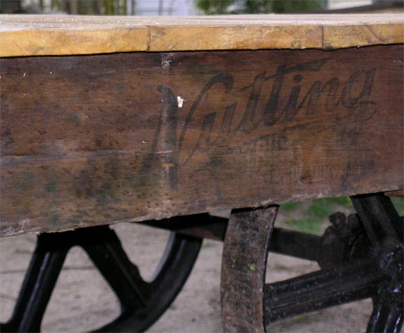nutting truck cart